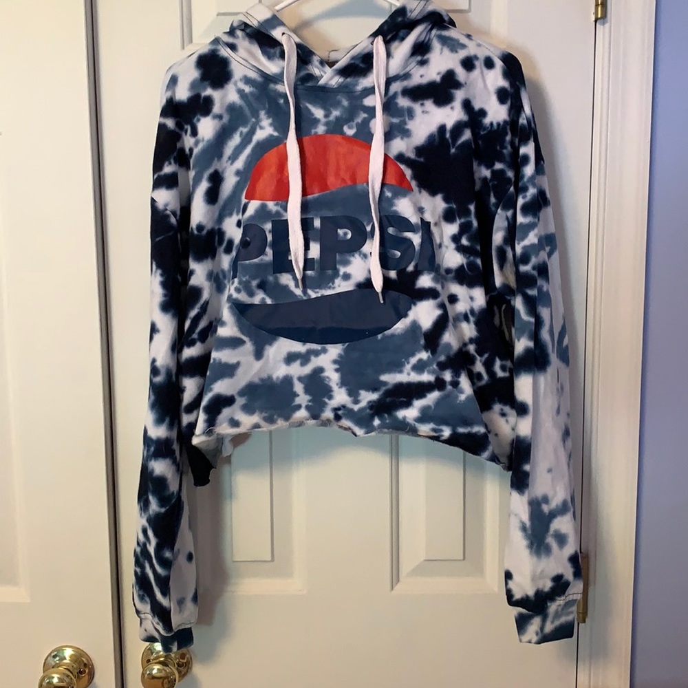 Cropped hoodie
